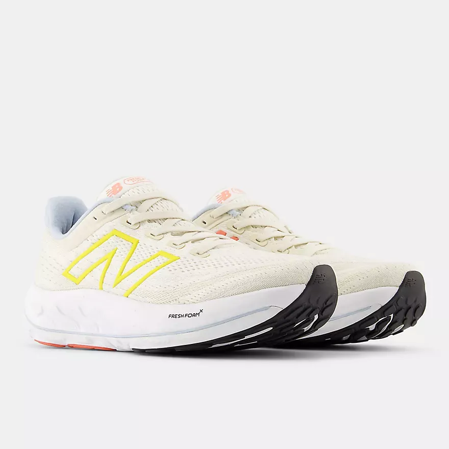 NEW BALANCE WOMEN S VONGO V6 WHITE YELLOW